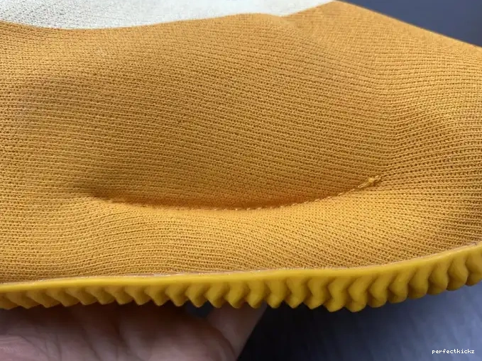 Knit Sulfur GW5353 Adidas Yeezy RNR 0614